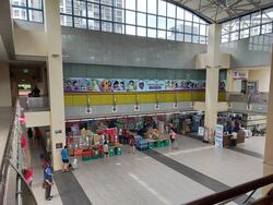 Elias Mall (D18), Retail #554822251
